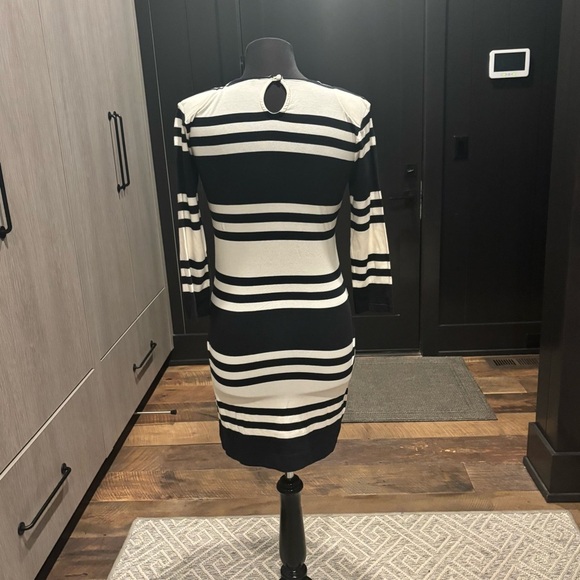 French Connection Striped Knit Dress – Size 8 - Picture 2 of 5
